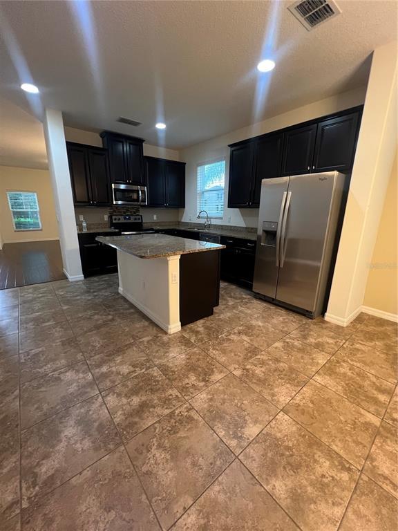 Building Photo - 12833 Sawgrass Pine Cir