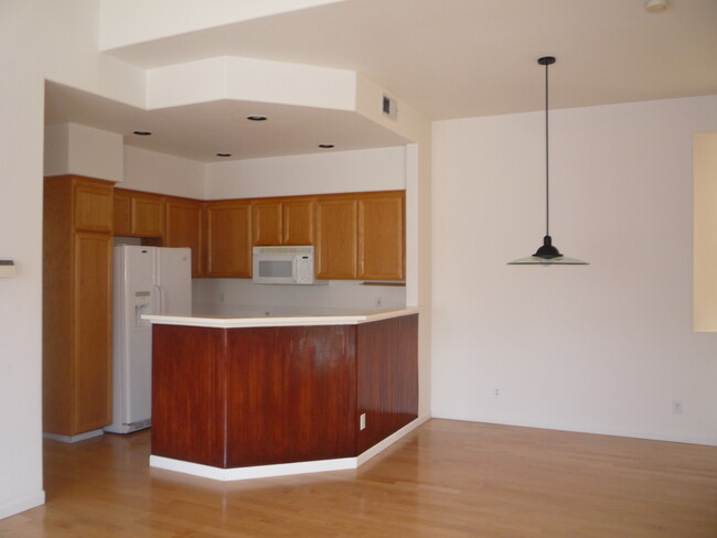 Foto del edificio - Two story townhome in the Union Square Com...