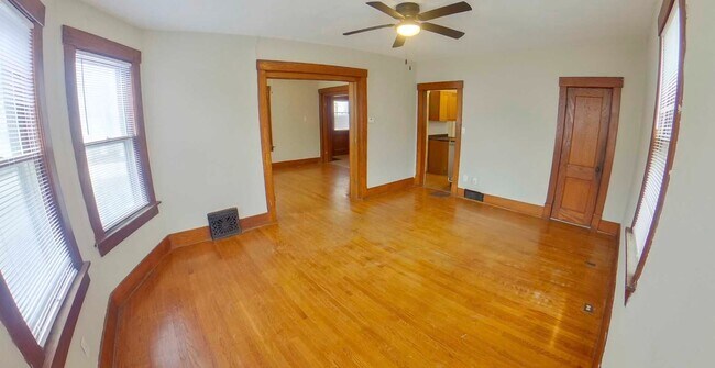 Building Photo - 3D Tour Available - Huge House! Pet friend...