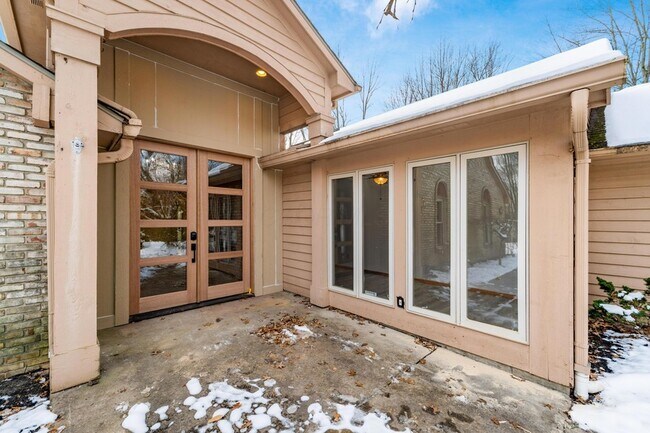 Foto del edificio - 6253 Headley Heights Ct