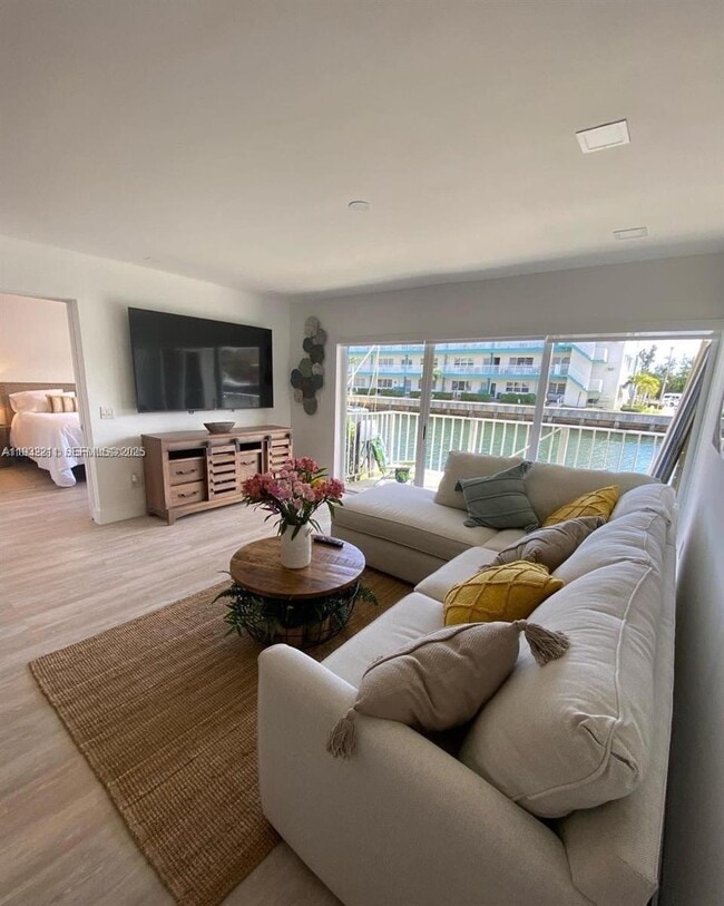 Building Photo - 3944 NE 167th St