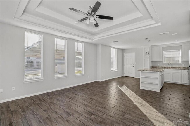 Building Photo - 11 Stardust Ln