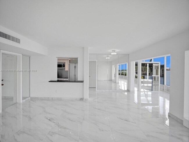 Foto del edificio - 286 Bal Bay Dr