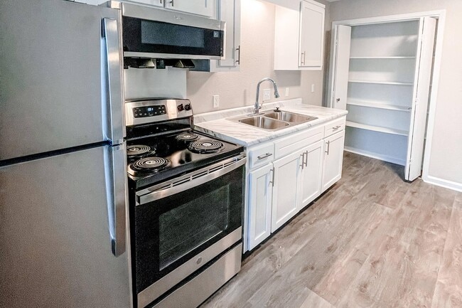 The Dempsey Apartments - 550 Crossway Ave Murfreesboro, TN | Apartments.com