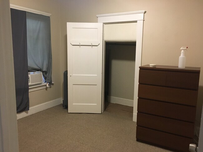 Dormitorio 1 - 13 Homestead Ave