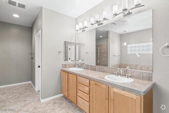 Building Photo - 9161 Tudor Park Pl