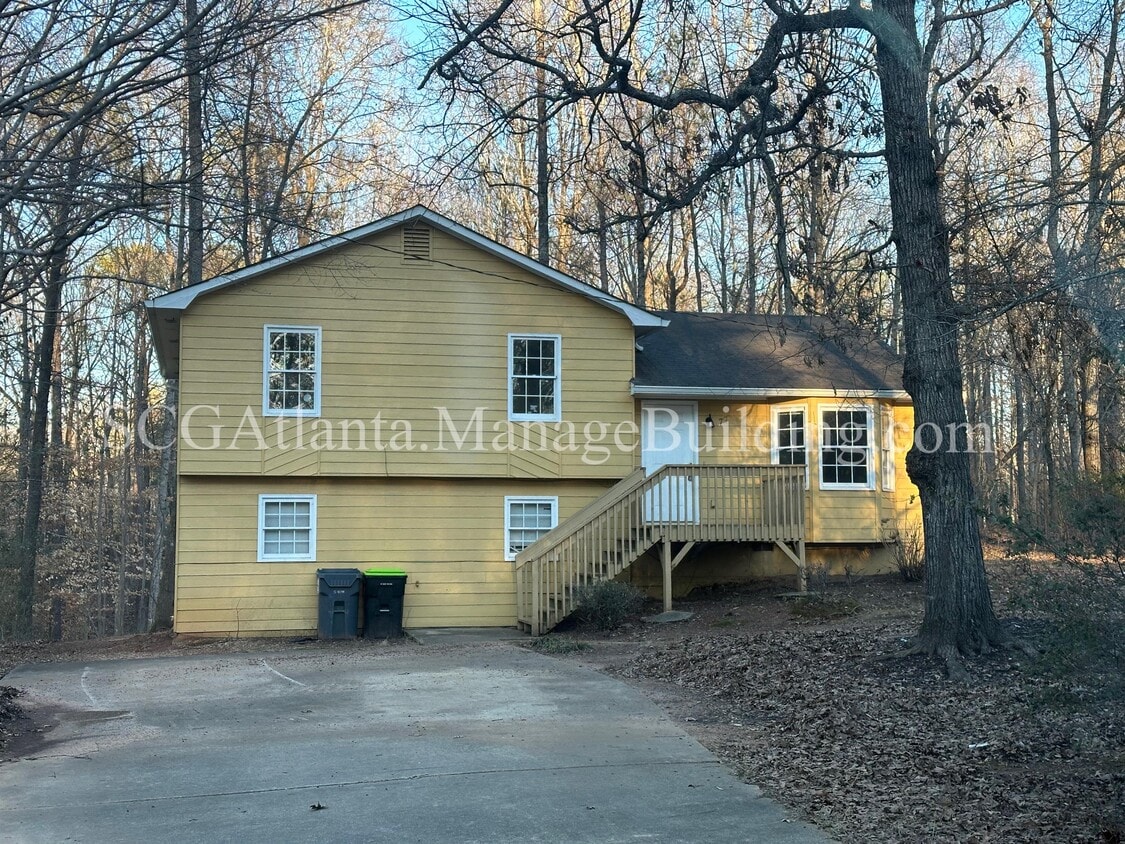 Primary Photo - 77 Mallard Dr