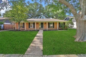 Building Photo - 5506 Braesvalley Dr
