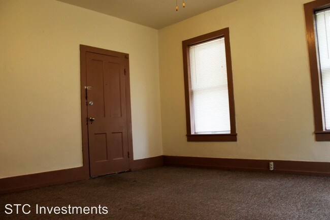 Building Photo - 1 br, 1 bath House - 329 S. Lafayette #1