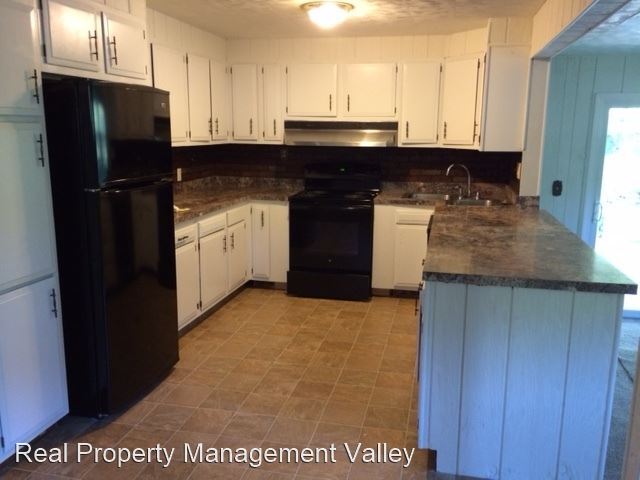 Building Photo - 3 br, 1.5 bath House - 5168 Russet Drive