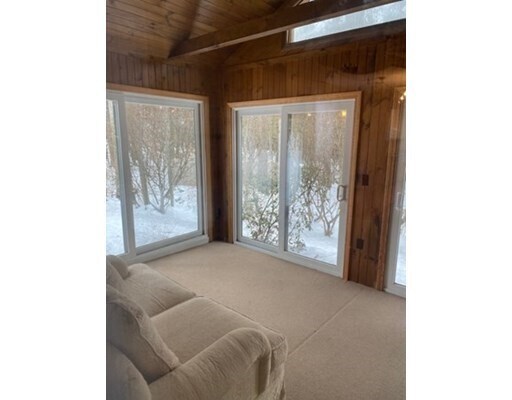 Building Photo - 59 Highwood Dr