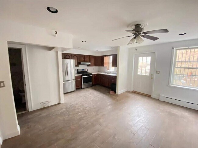 Foto del edificio - 412 73rd St