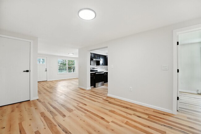 Foto del edificio - 338-340-340 Halladay St
