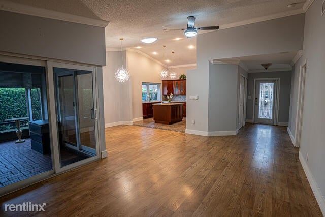 Foto del edificio - 2 br, 2 bath House - 1290 NW 21st Ter