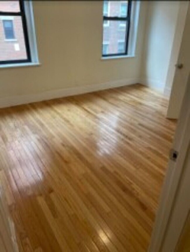 Foto del edificio - Kenmore Square (BU) 2 Bedroom Apartment - 9/1 (NO BROKER FEE)