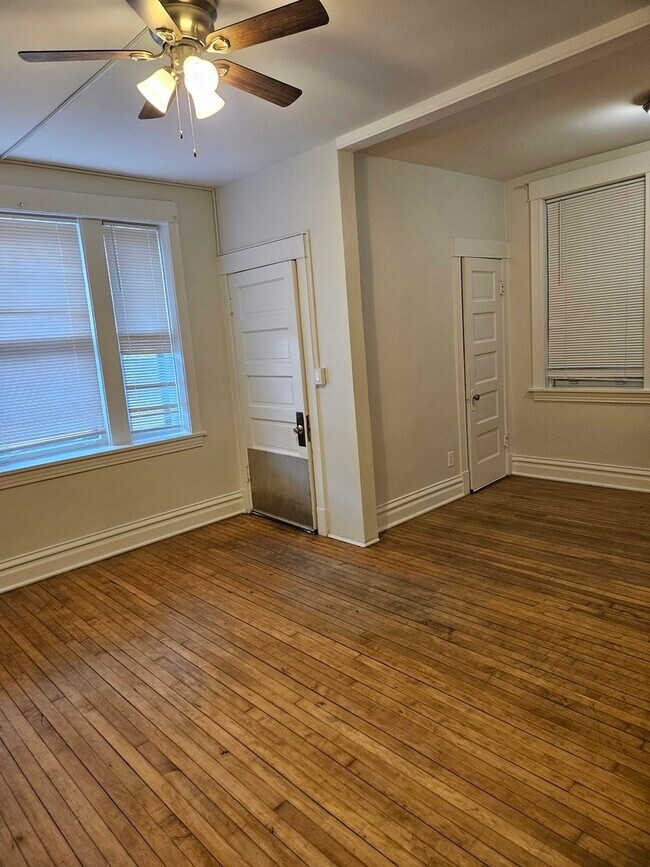 Foto del edificio - 3507 N Damen Ave