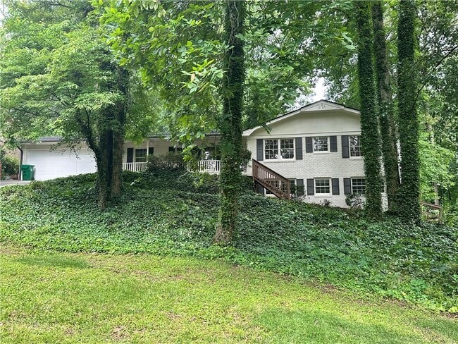 Building Photo - 4794 Cambridge Dr