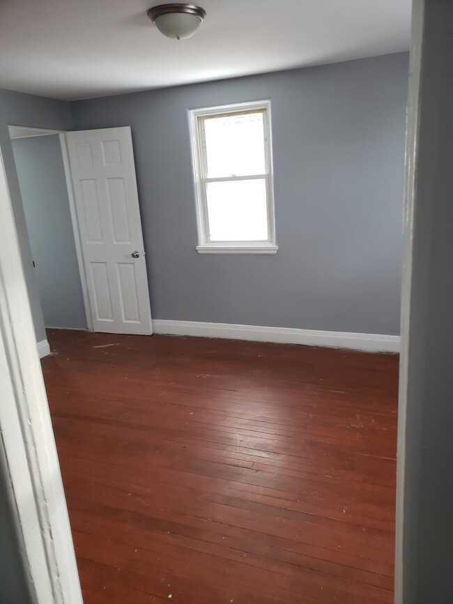 Building Photo - IG 1811 54th st