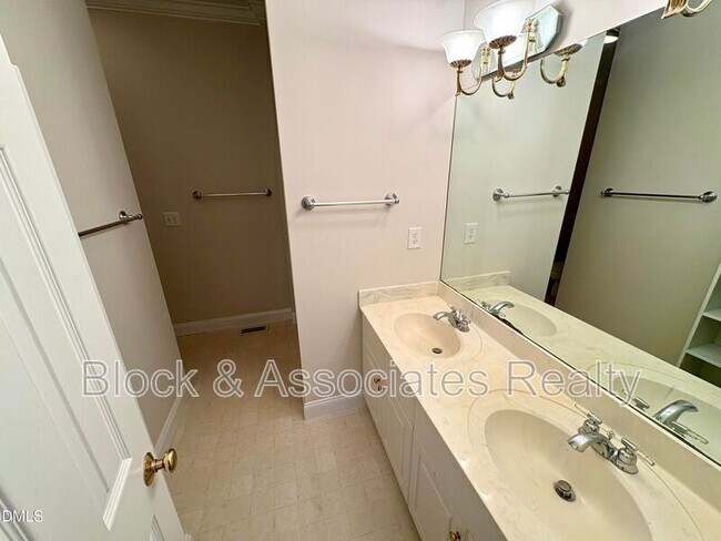 Foto del edificio - 22 Bayswater Pl