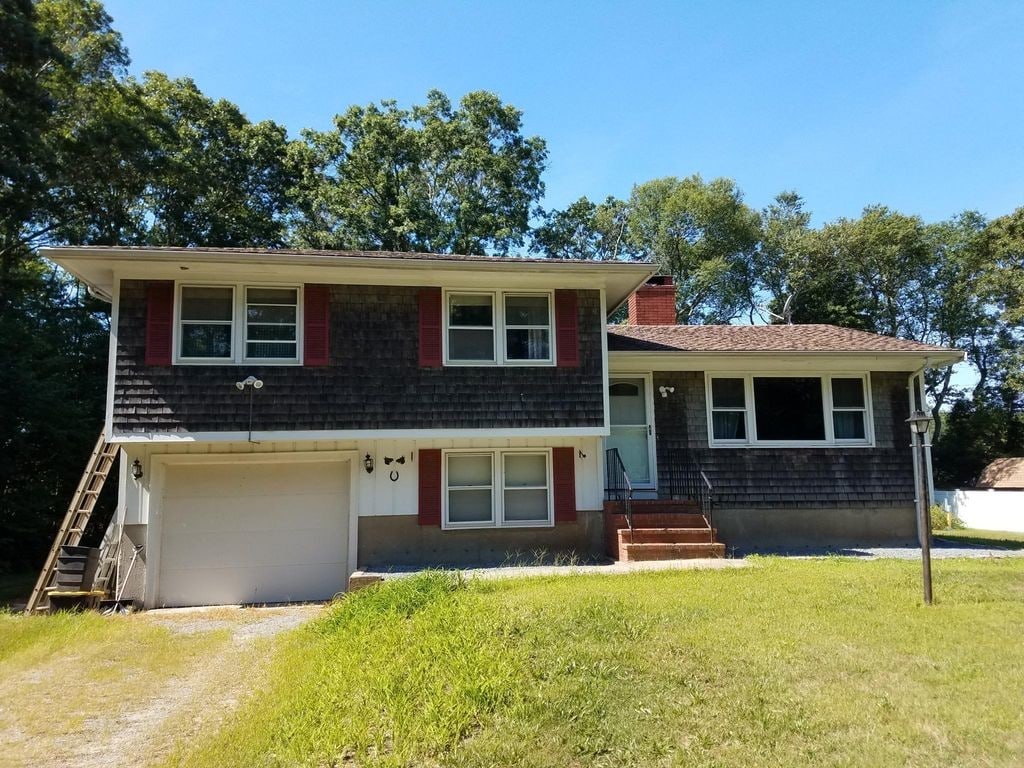 15 Sullivan Dr, Westport, MA 02790 House Rental in Westport, MA