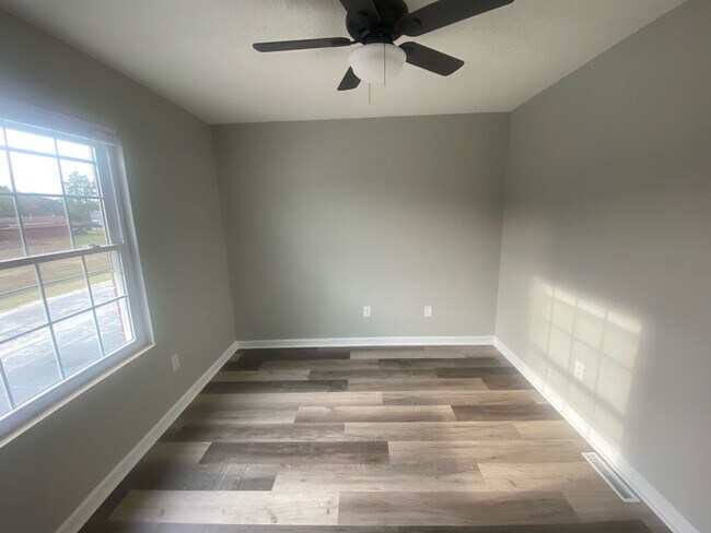 Foto del edificio - 940-802 Glenn Street, West Columbia, SC 29169