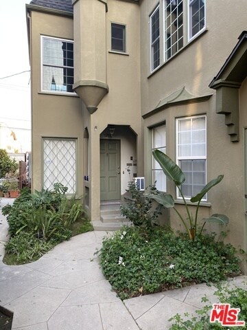 Building Photo - 1284 S Citrus Ave