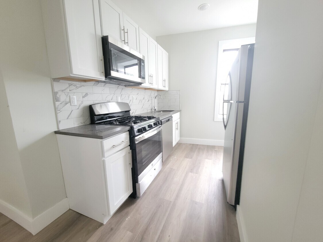 Foto principal - 158 Bergen Ave
