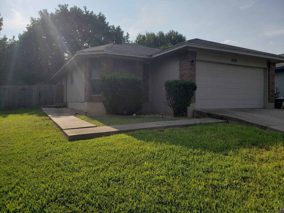8108 Almondsbury Ln, Austin, TX 78748 House Rental in Austin, TX