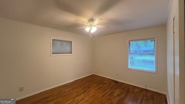 Foto del edificio - 3060 Valley Cir