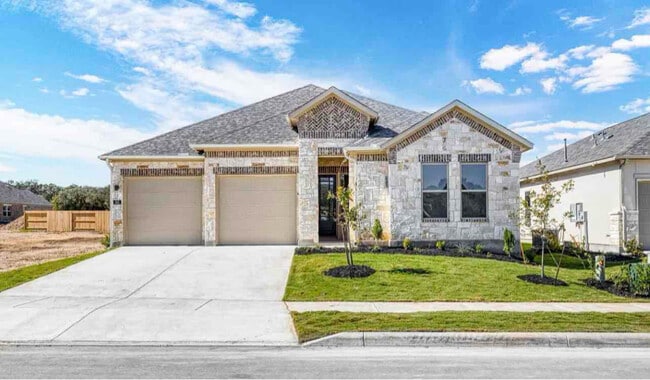 Building Photo - 105 Giverny