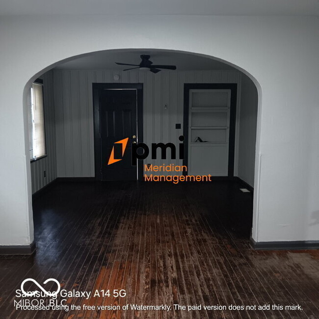 Building Photo - 1619 S Randolph St