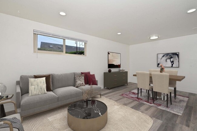 Building Photo - 1Bd / 1Ba near Greenlake and Phinney Ridge...