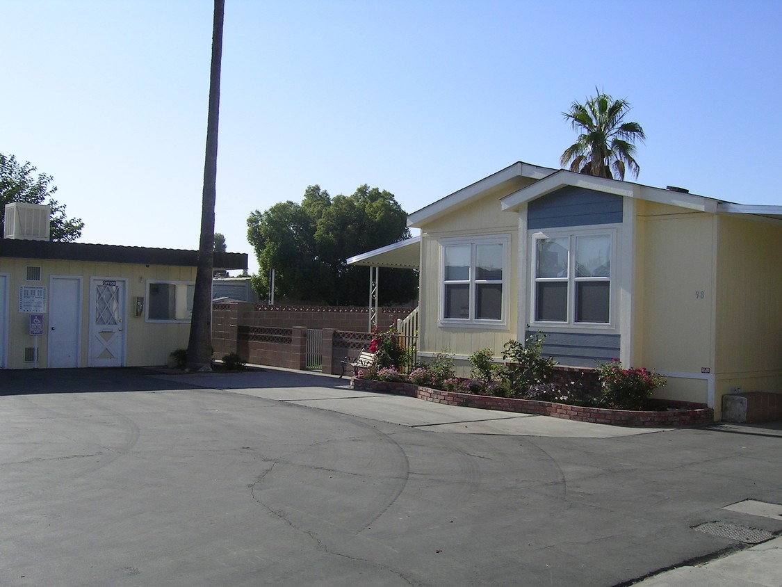 De Rancho Y Mobile Villa Apartments Bakersfield Ca Apartments Com