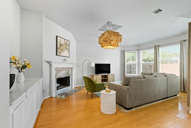 Building Photo - 11611 Summer Moon Dr