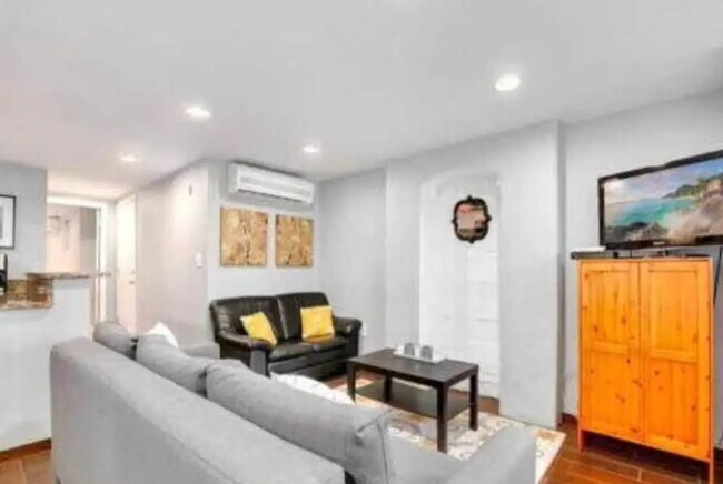Foto del edificio - 49 Quincy Pl NE