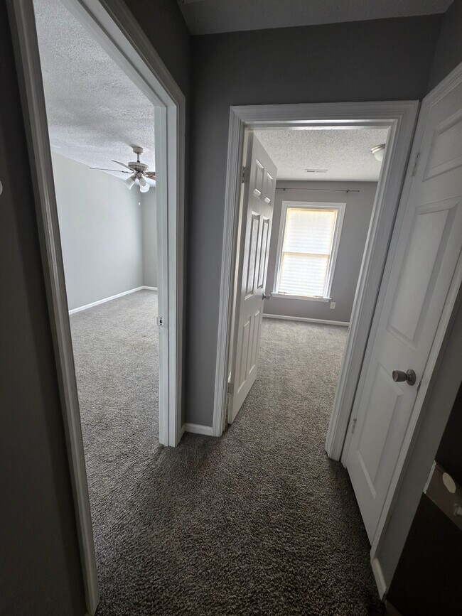 Foto del edificio - 4306 Thomas Ln