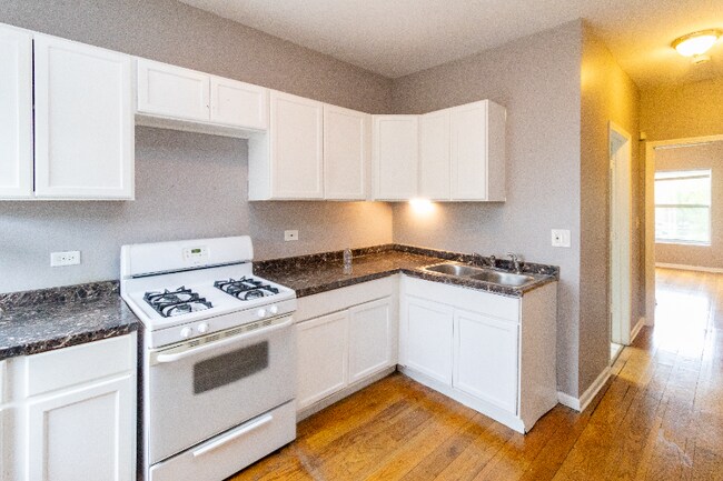 Foto del edificio - 6400 S Peoria St