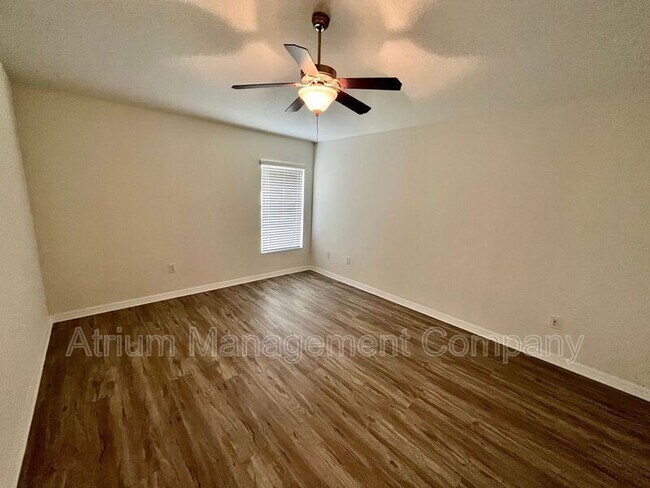 Foto del edificio - 16676 Myrtle Sand Dr