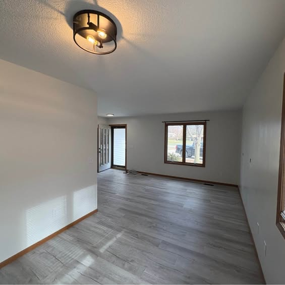 Building Photo - 1319 Reed Rd