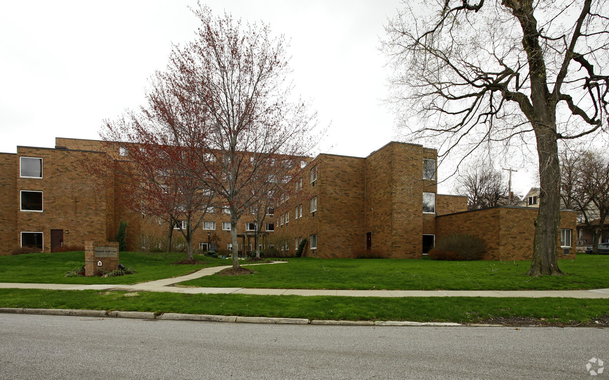 Building Photo - Deaconess Kraft Center