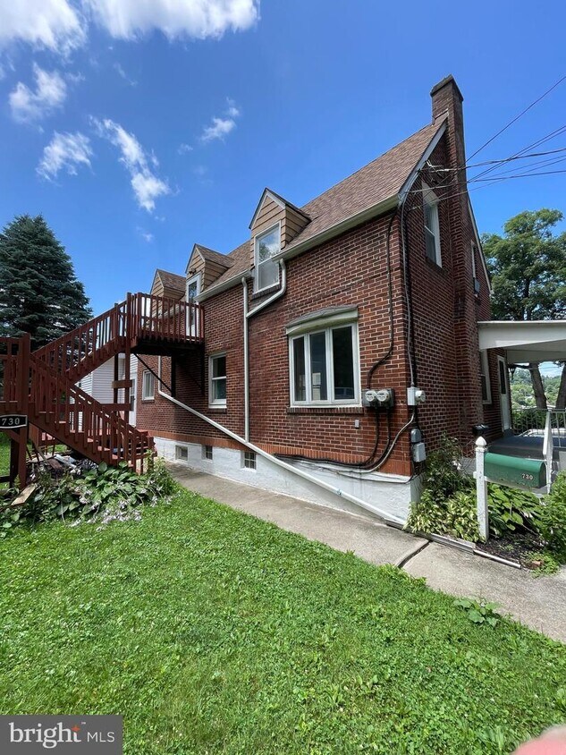 730 Lechauweki Ave Unit 1, Fountain Hill, PA 18015 Apartment for Rent