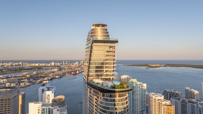Foto del edificio - 300 Biscayne Blvd Way