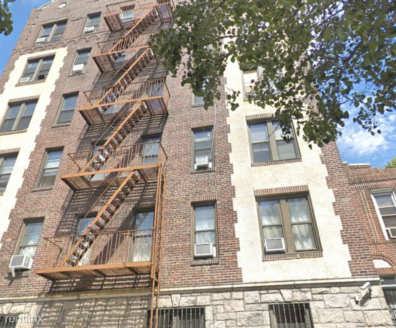 Primary Photo - 45 Marble Hill Ave
