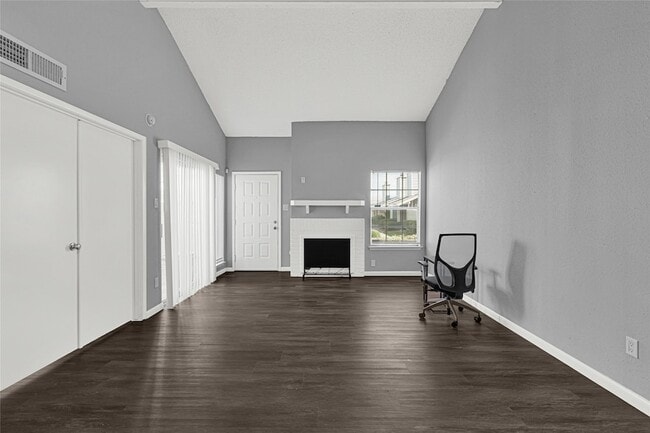 Building Photo - 12111 Lemon Ridge Ln