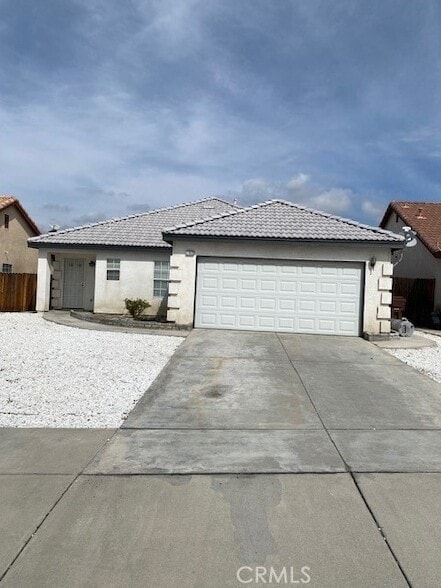 Foto del edificio - 27628 Powell Dr