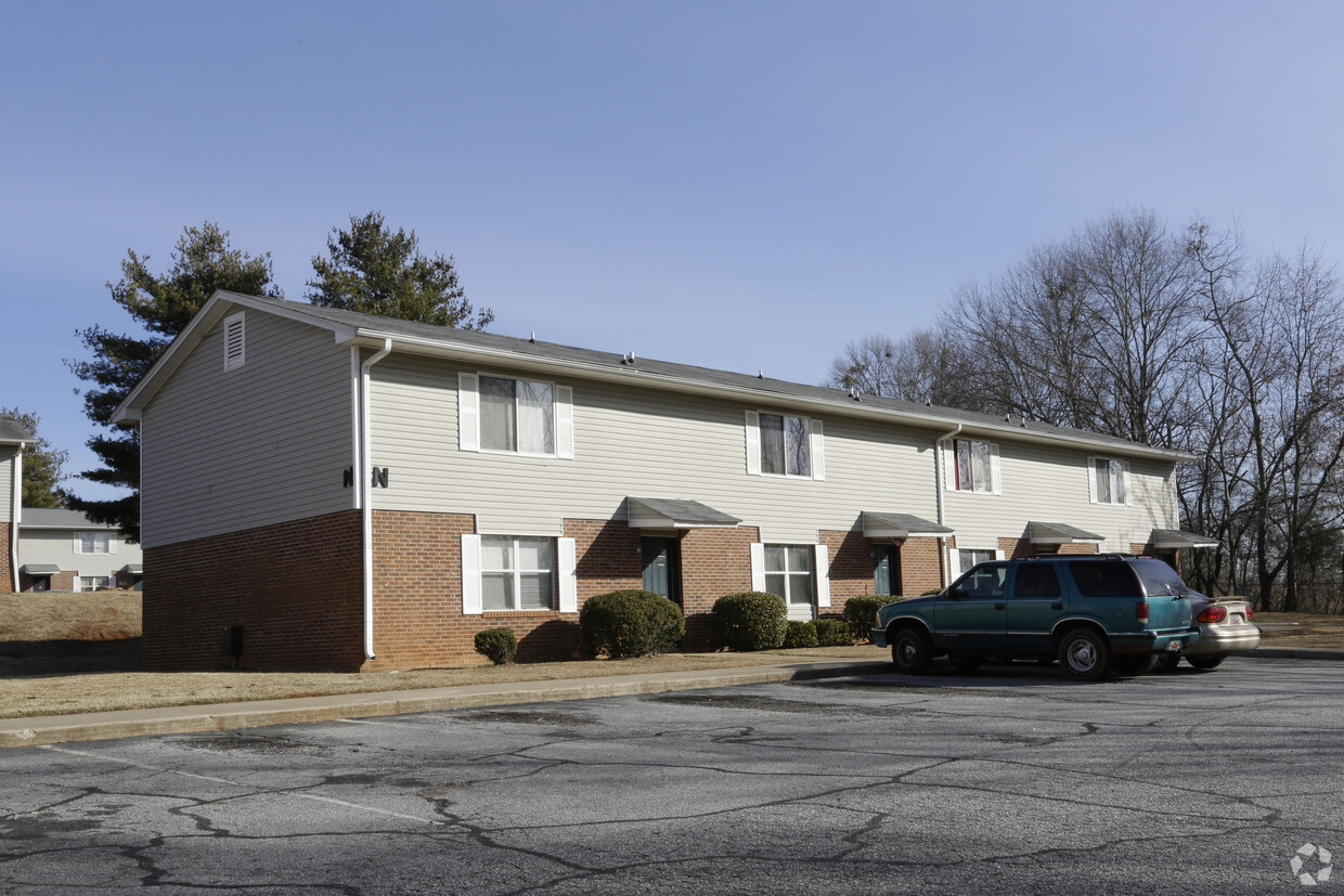 Primary Photo - Greenville Arms Apartments