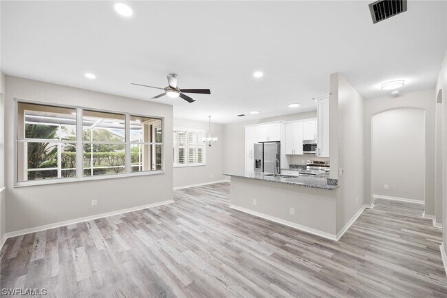 Foto del edificio - 9342 Lake Abby Ln