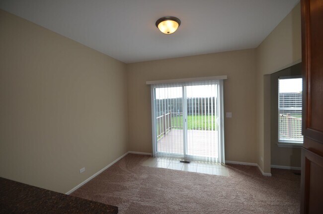 Building Photo - 502 Magnolia Dr