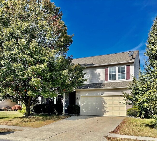 Front - 1082 Spring Meadow Ct