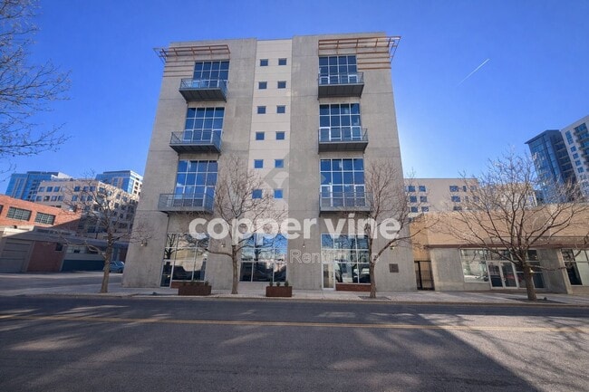 Photo - 1050 Cherokee St Apartment